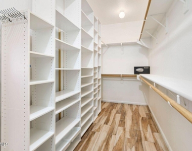 7421 S Kachina Drive - Photo Thumbnail 15