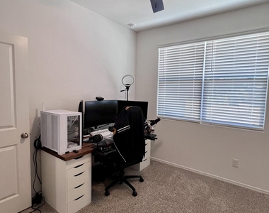 15545 W Smoketree Drive - Photo Thumbnail 22