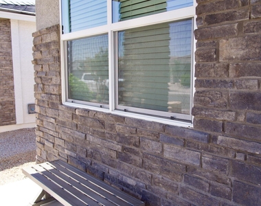 15545 W Smoketree Drive - Photo Thumbnail 3
