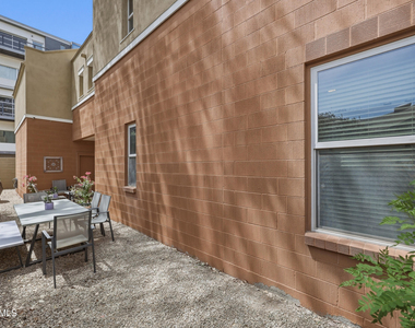 641 S Roosevelt Street - Photo Thumbnail 21