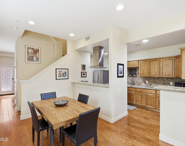 641 S Roosevelt Street - Photo Thumbnail 4