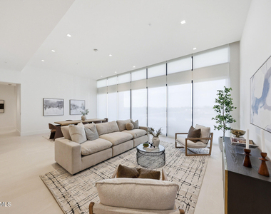 6587 N Palmeraie Boulevard - Photo Thumbnail 10