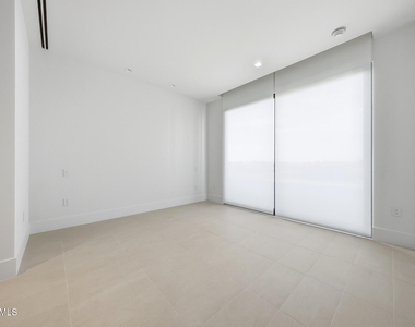 6587 N Palmeraie Boulevard - Photo Thumbnail 23
