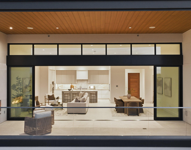 6587 N Palmeraie Boulevard - Photo Thumbnail 1