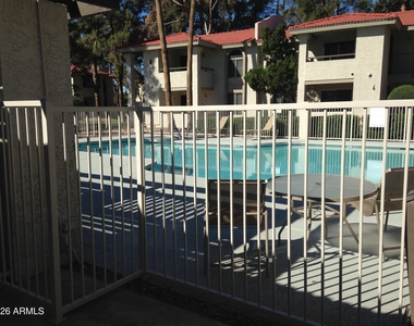 10610 S 48th Street - Photo Thumbnail 1