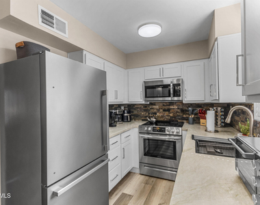 4610 N 68th Street - Photo Thumbnail 1