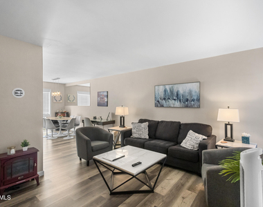 4610 N 68th Street - Photo Thumbnail 5