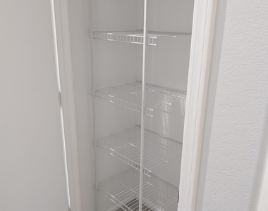 16225 W Tapatio Drive - Photo Thumbnail 22