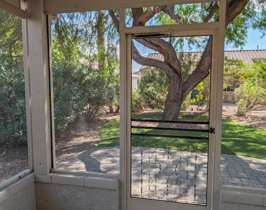 16225 W Tapatio Drive - Photo Thumbnail 24
