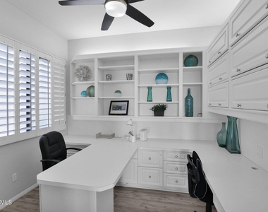 8270 N Hayden Road - Photo Thumbnail 13