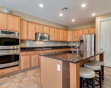 2497 E Aris Drive - Photo Thumbnail 8