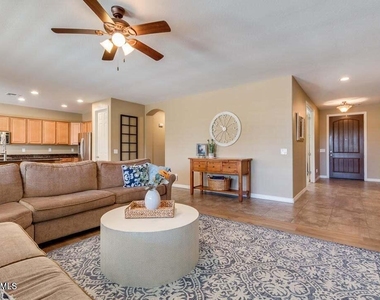 2497 E Aris Drive - Photo Thumbnail 5