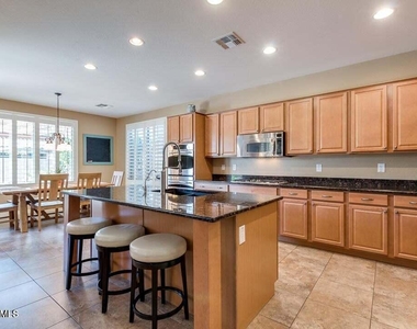 2497 E Aris Drive - Photo Thumbnail 10