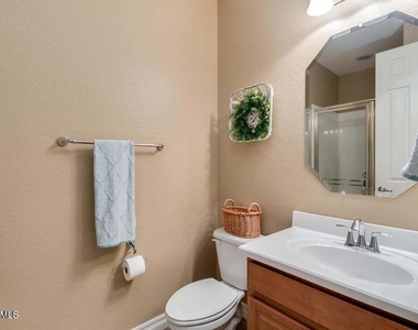 2497 E Aris Drive - Photo Thumbnail 18