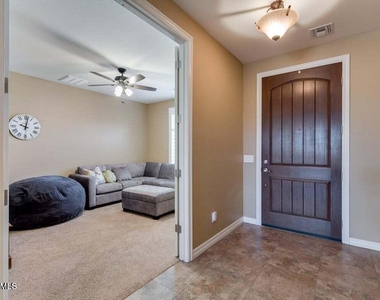 2497 E Aris Drive - Photo Thumbnail 2