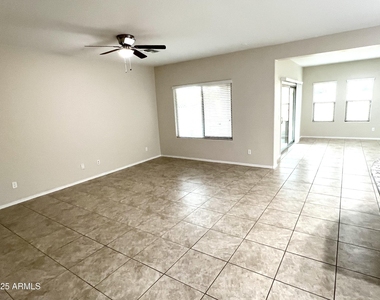 17870 W Hadley Street - Photo Thumbnail 5