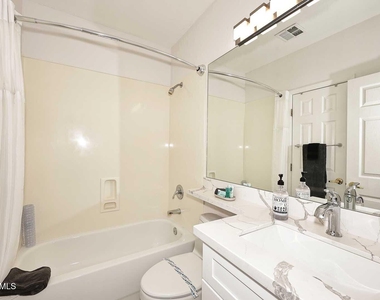 8270 N Hayden Road - Photo Thumbnail 22