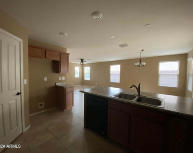 6838 E Posada Circle - Photo Thumbnail 9