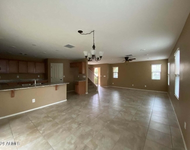 6838 E Posada Circle - Photo Thumbnail 5