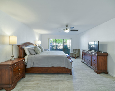8208 E Del Cuarzo Drive - Photo Thumbnail 6