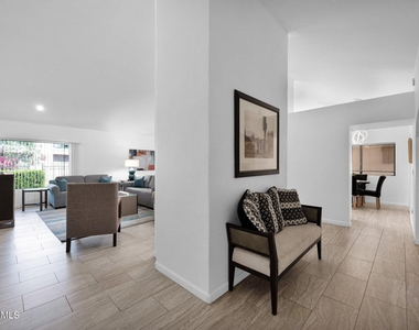 8208 E Del Cuarzo Drive - Photo Thumbnail 18