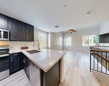 164 W Campbell Court - Photo Thumbnail 3