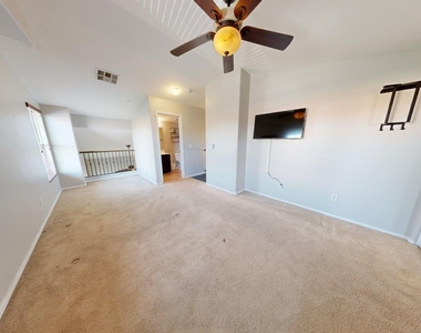 164 W Campbell Court - Photo Thumbnail 11