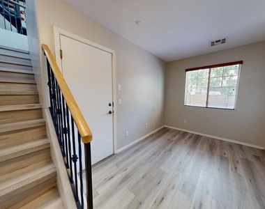 164 W Campbell Court - Photo Thumbnail 10