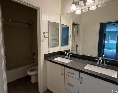 1563 W Marlin Drive - Photo Thumbnail 28