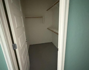 1563 W Marlin Drive - Photo Thumbnail 30