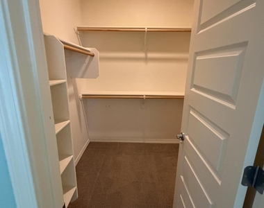 1563 W Marlin Drive - Photo Thumbnail 36