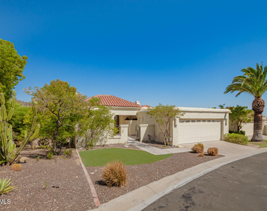 3800 E Lincoln Drive - Photo Thumbnail 2