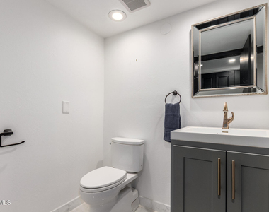3800 E Lincoln Drive - Photo Thumbnail 13