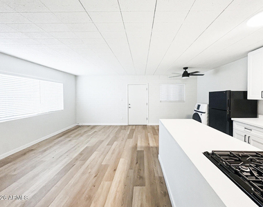 25 E Eva Street - Photo Thumbnail 5