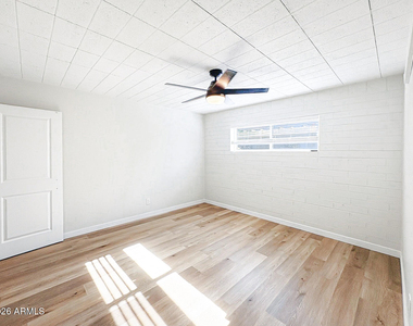 25 E Eva Street - Photo Thumbnail 9