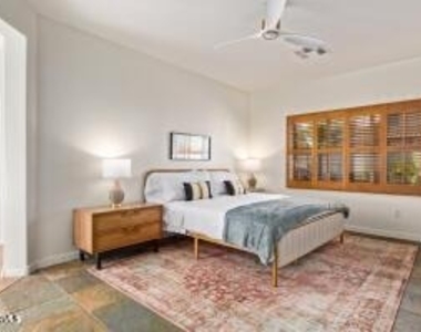 2096 E Riviera Drive - Photo Thumbnail 19