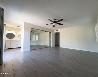 4222 E Winnetka Drive - Photo Thumbnail 15