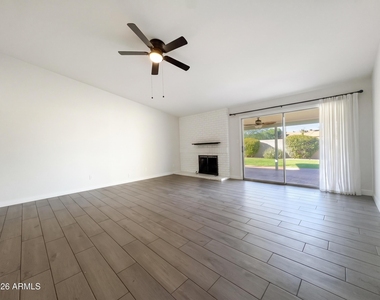 4222 E Winnetka Drive - Photo Thumbnail 12