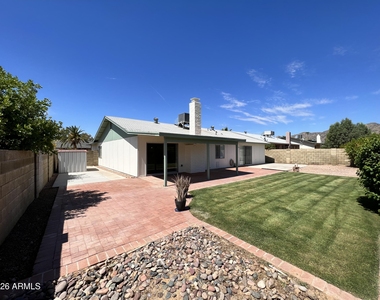 4222 E Winnetka Drive - Photo Thumbnail 28
