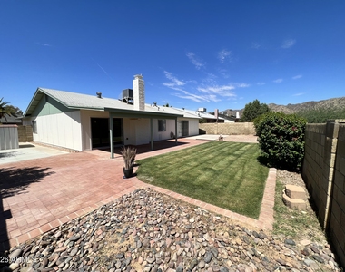 4222 E Winnetka Drive - Photo Thumbnail 29