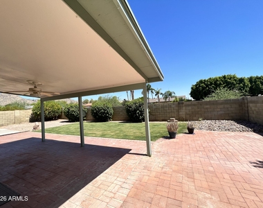 4222 E Winnetka Drive - Photo Thumbnail 30