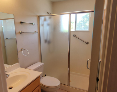 6343 E Ellis Street - Photo Thumbnail 7