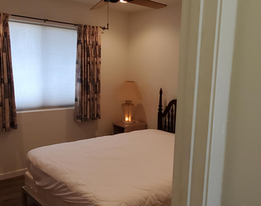 6343 E Ellis Street - Photo Thumbnail 8