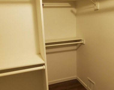 6343 E Ellis Street - Photo Thumbnail 9