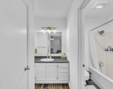 340 W Lindbergh Avenue - Photo Thumbnail 28