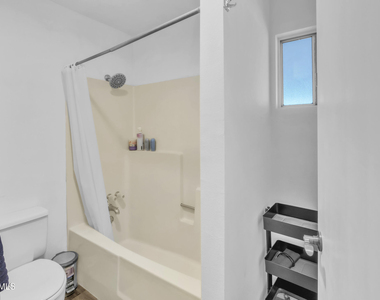 340 W Lindbergh Avenue - Photo Thumbnail 30