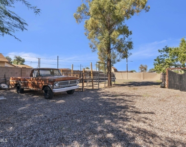 340 W Lindbergh Avenue - Photo Thumbnail 45