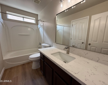 11534 W Longley Lane - Photo Thumbnail 25