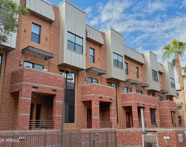 330 S Farmer Avenue - Photo Thumbnail 1