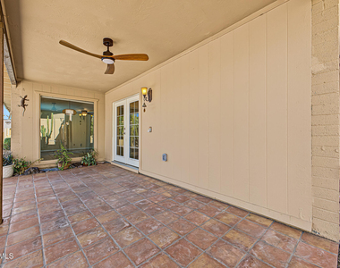 15037 N 8th Way - Photo Thumbnail 26